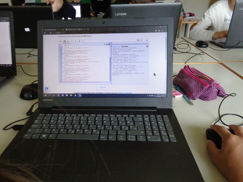 CodeWeek 2022 - II. O akovec